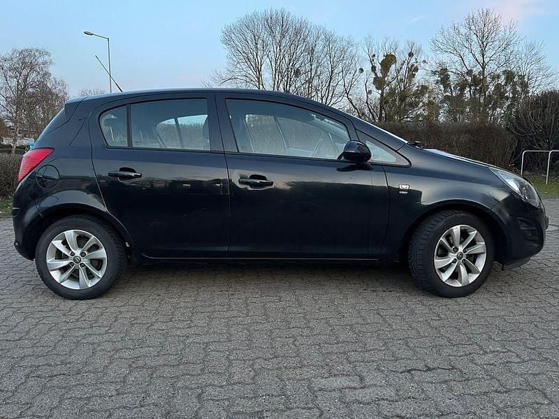 Gebraucht Opel Corsa Energy 69 PS (50 kW) 2014 Schwarz Kleinwagen