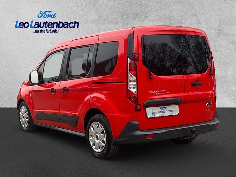 Gebraucht Ford Transit Trend 95 PS (69 kW) 2015 Rot Kombi