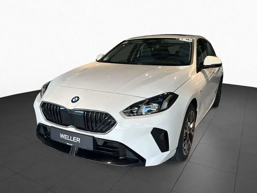 Gebraucht BMW 120 Performance 163 PS (119 kW) 2025 Alpinweiss iii (weiß) Kleinwagen