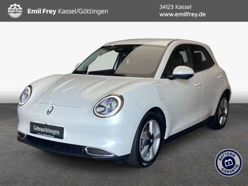 Moonlight white metallic Gebraucht 2023 Ora Funky Cat 400 Pro Kleinwagen | 24.500 € (Guter Preis) - Bild 1/3