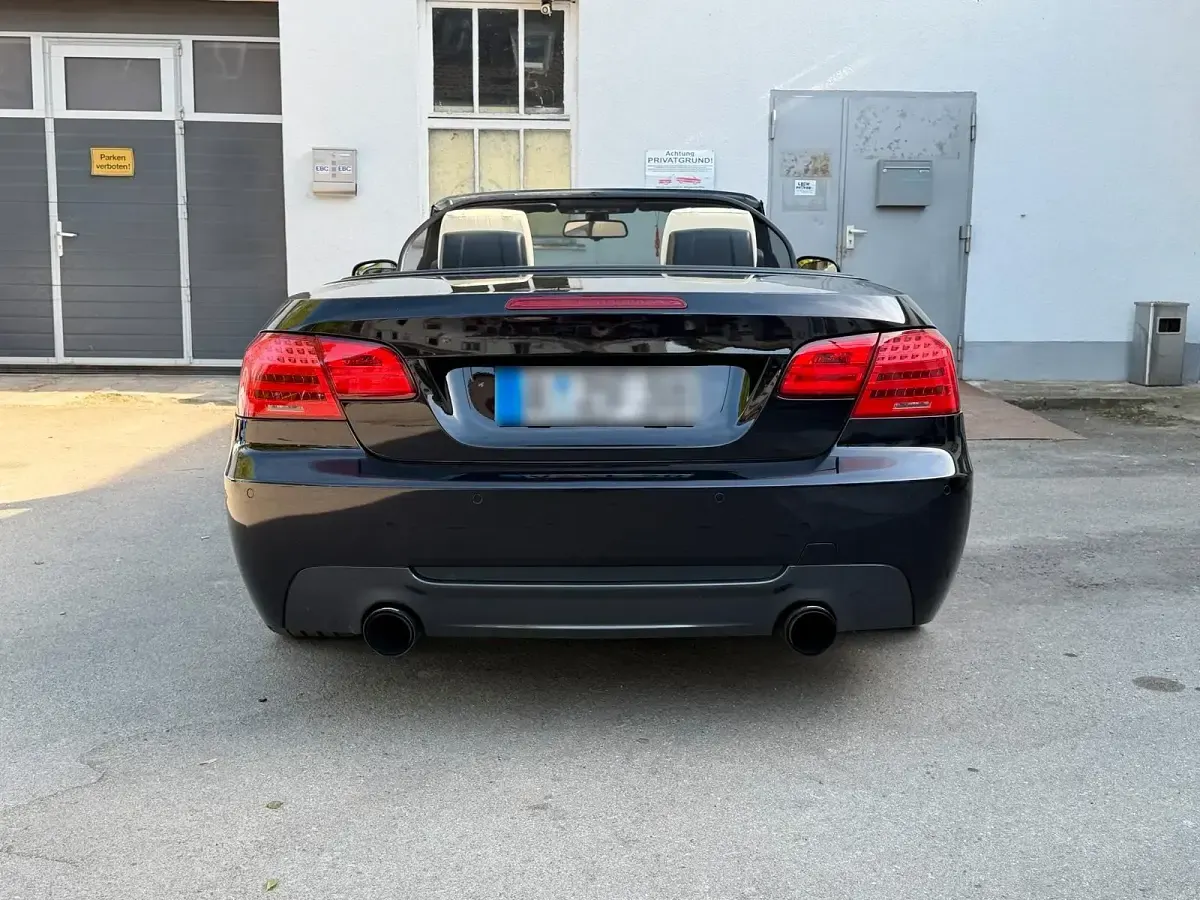 Gebraucht BMW 335 Cabriolet 306 PS (225 kW) 2010 Andere farben Cabrio