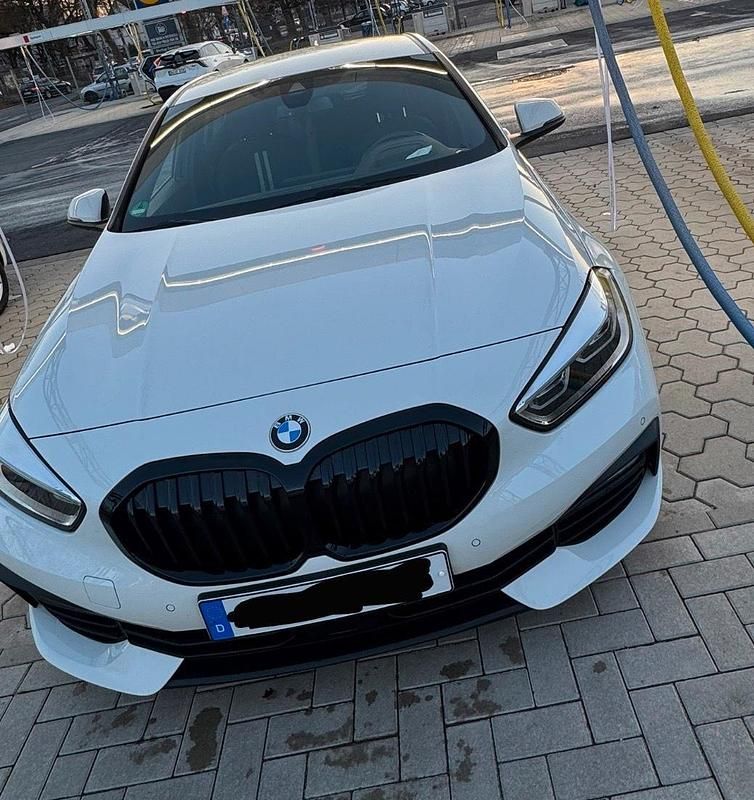 Gebraucht BMW 120 190 PS (139 kW) 2021 Weiß Kleinwagen