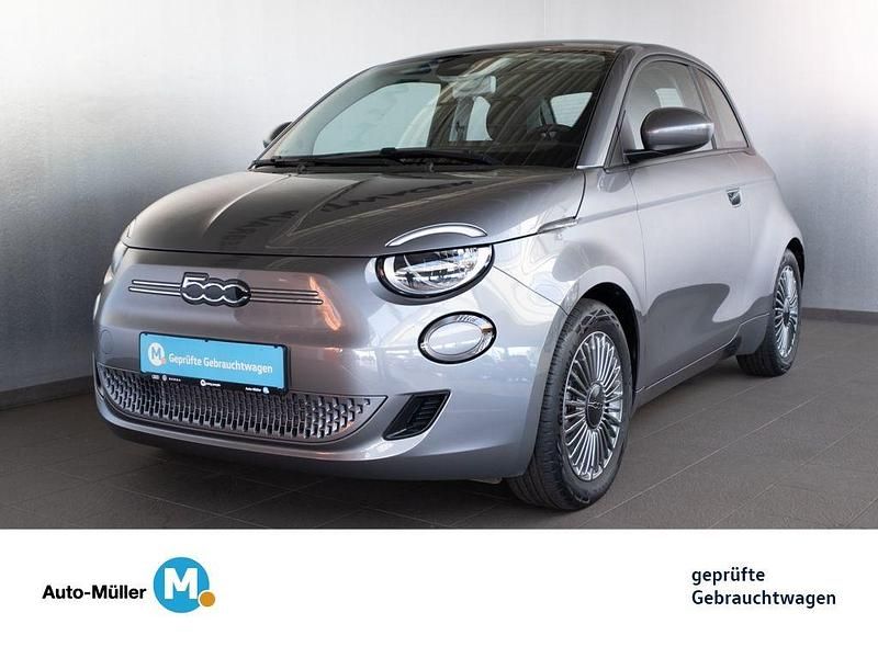 Silber Gebraucht 2022 Fiat 500e Icon Limousine | 17.970 € (Guter Preis) - Bild 1/4