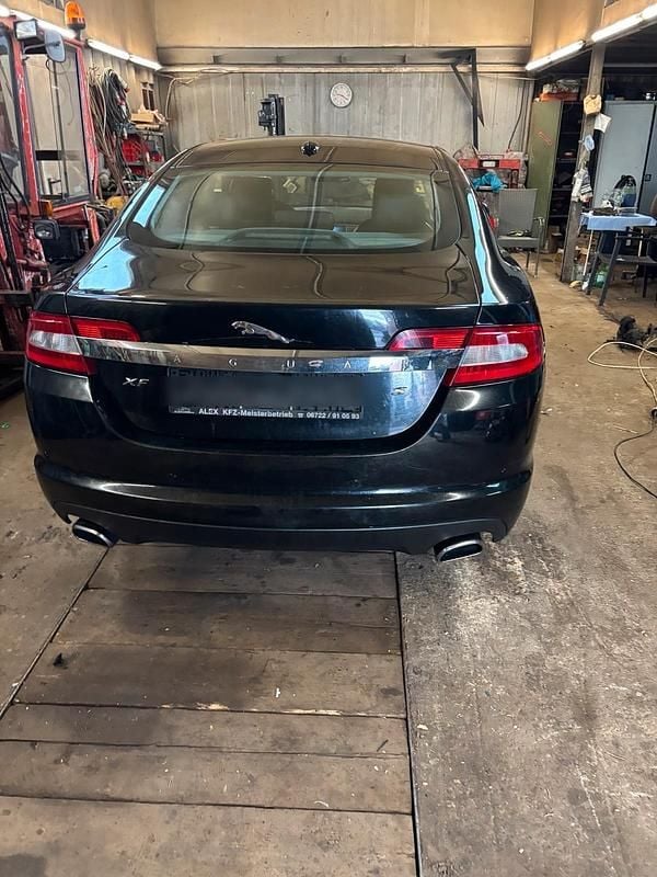 Gebraucht Jaguar XF S 275 PS (202 kW) 2010 Schwarz Limousine