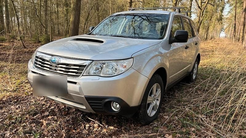 Gebraucht Subaru Forester 150 PS (110 kW) 2010 Silber SUV