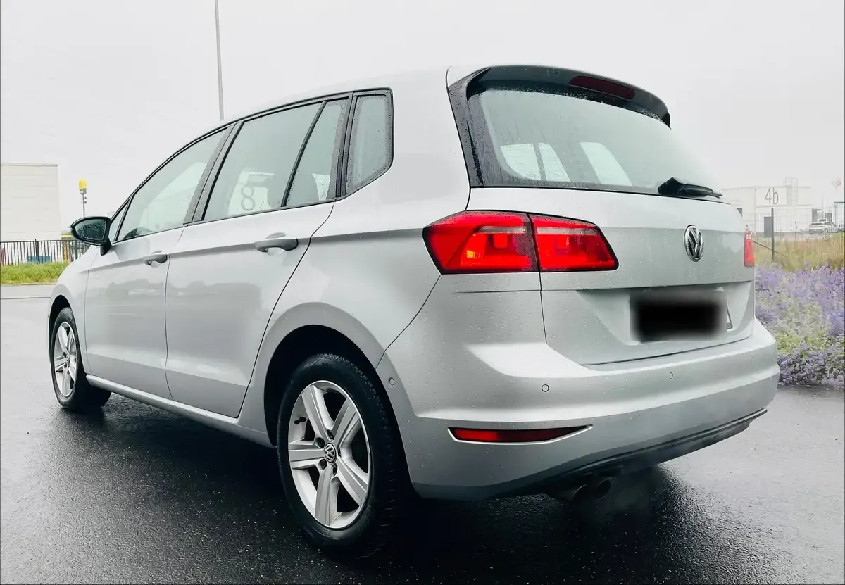 Gebraucht VW Golf VII 125 PS (91 kW) 2014 Silber Coupé