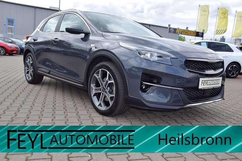 Grau Gebraucht 2020 Kia XCeed SUV | 19.400 € (Fairer Preis) - Bild 1/4