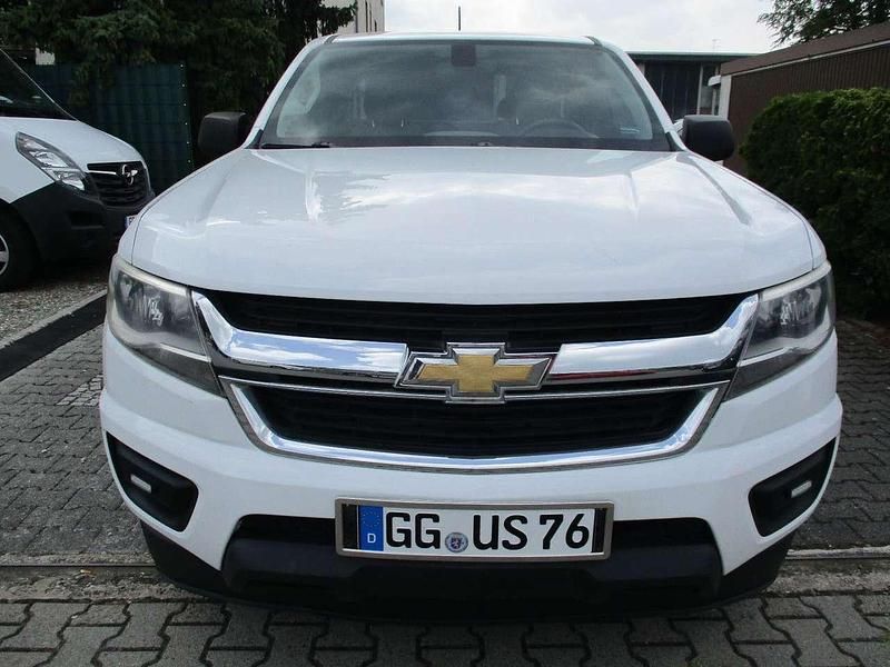 Weiß Gebraucht 2015 Chevrolet Colorado SUV | 16.990 € - Bild 1/4