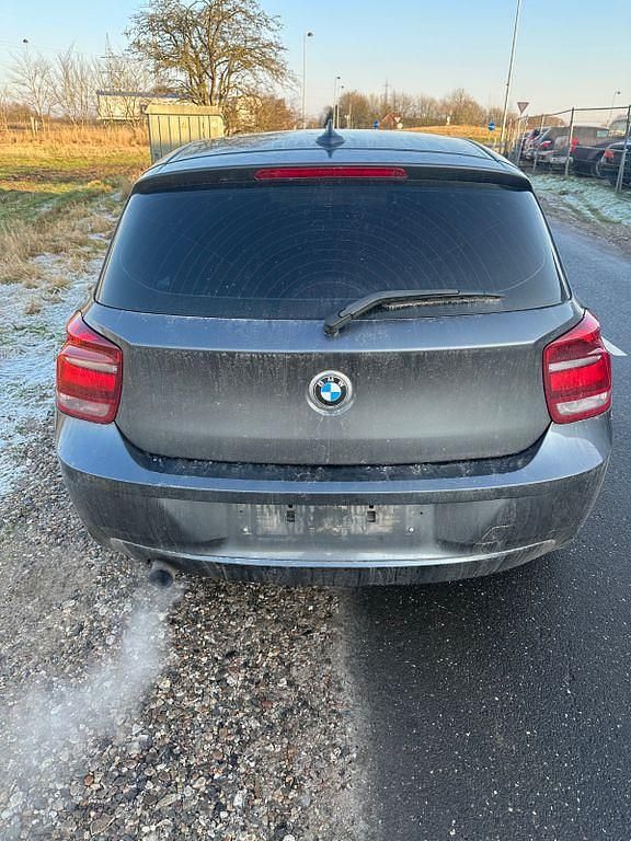 Gebraucht BMW 116 136 PS (100 kW) 2012 Grau Kleinwagen