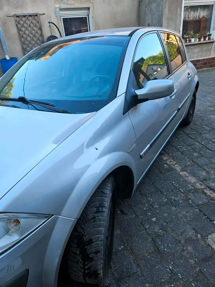 Brugt Renault Mégane II 135 HK (99 kW) 2005 Sølv Hatchback