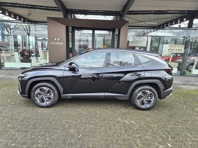 Neu Hyundai Tucson Select 150 PS (110 kW) 2025 Schwarz SUV