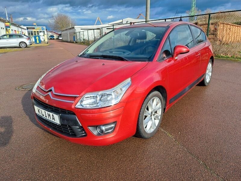 Rot Gebraucht 2009 Citroën C4 VTR Sport Coupé | 3.500 € (Etwas zu teuer) - Bild 1/4