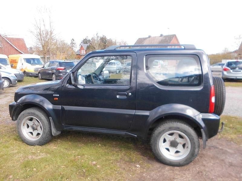 Gebraucht Suzuki Jimny 82 PS (60 kW) 2002 Schwarz SUV