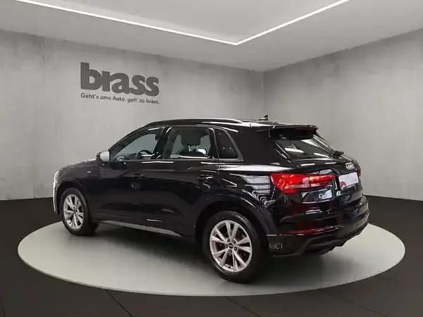 Gebraucht Audi Q3 S-Line 150 PS (110 kW) 2025 Mythosschwarz metallic SUV