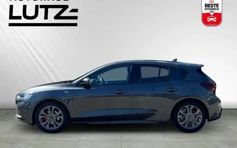 Nowe Ford Focus ST-Line 125 KM (91 kW) 2025 Szary Sedan/Limuzyna