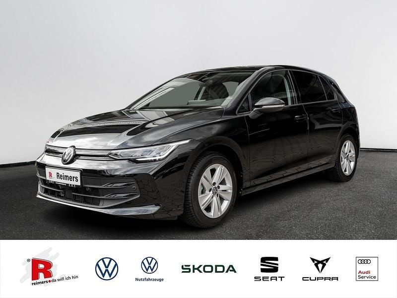 Schwarz Gebraucht 2024 VW Golf VIII Life Limousine | 24.990 € (Fairer Preis) - Bild 1/4