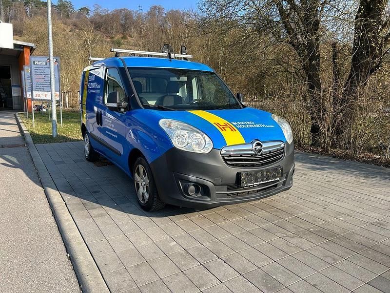 Gebraucht Opel Combo 90 PS (66 kW) 2012 Other Van / Kleinbus
