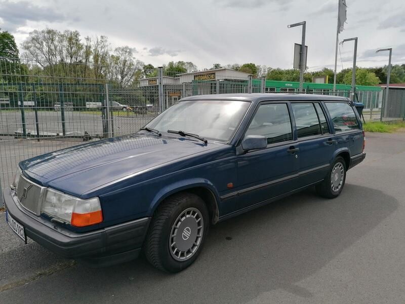 Blau Gebraucht 1992 Volvo 940 Kombi | 4.400 € - Bild 1/4