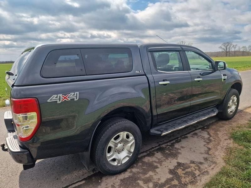Gebraucht Ford Ranger Limited 200 PS (147 kW) 2017 Grau Pickup