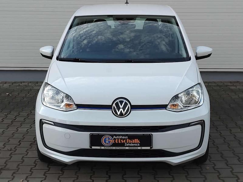 Gebraucht VW e-up! 61 kW (83 PS) 2022 Pure white Kleinwagen