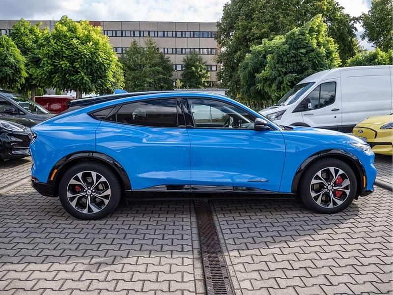 Gebraucht Ford Mustang Mach-E 258 kW (351 PS) 2023 Blau SUV