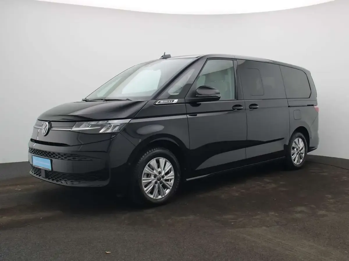 Gebraucht VW Multivan Style 245 PS (180 kW) 2025 Schwarz Van / Kleinbus