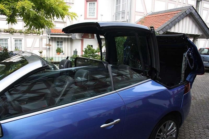 Gebraucht Renault Mégane Cabriolet GT-Line 131 PS (96 kW) 2012 Blau Cabrio