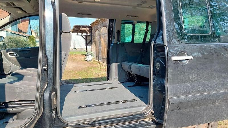 Second-hand Citroën Jumpy 163 CP (119 kW) 2014 Negru Monovolum