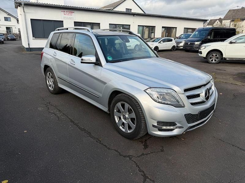 Silber Gebraucht 2013 Mercedes GLK250 SUV | 13.500 € (Fairer Preis) - Bild 1/4