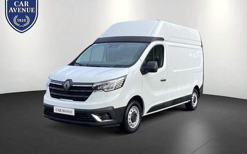 Neu Renault Trafic Komfort 150 PS (110 kW) 2025 Weiß Van / Kleinbus