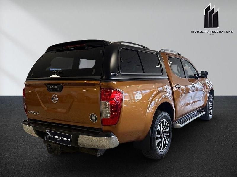 Gebraucht Nissan Navara N-Connecta 163 PS (119 kW) 2017 Orange Pickup