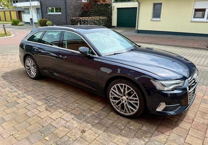 Gebraucht Audi A6 Sport 204 PS (150 kW) 2022 Blau Kombi