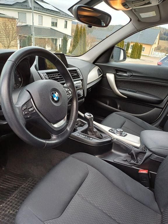 Gebraucht BMW 118 136 PS (100 kW) 2015 Weiß Kleinwagen