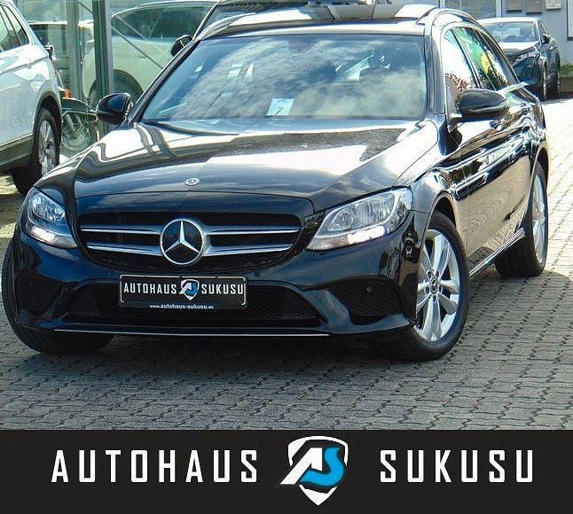 Schwarz Gebraucht 2018 Mercedes C180 Business Limousine | 17.990 € (Fairer Preis) - Bild 1/4
