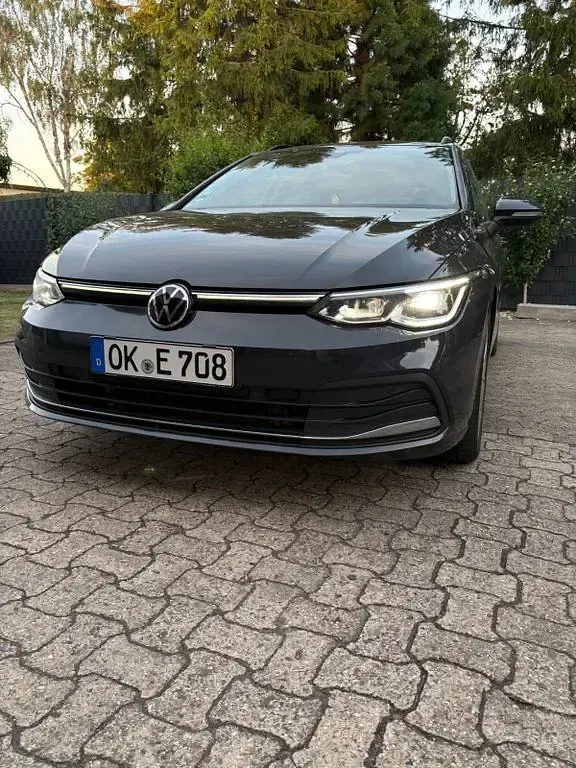 Gebraucht VW Golf VII Style 150 PS (110 kW) 2021 Grau Kleinwagen