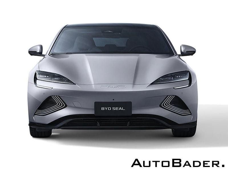 Neu BYD Seal Design 230 kW (313 PS) 2026 Grau Limousine