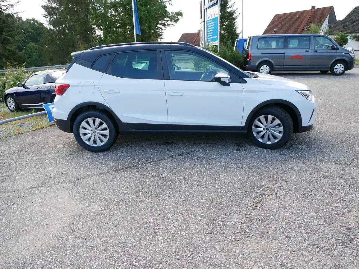 Neu Seat Arona 116 PS (85 kW) 2026 Glacial weißdach schwarz SUV
