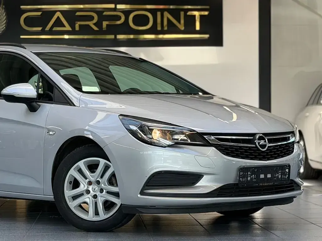 Gebraucht Opel Astra Edition 150 PS (110 kW) 2018 Silber Kombi