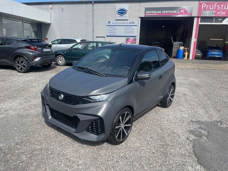 Graphitmatt Neu 2025 Aixam Coupe Coupé | 19.650 € - Bild 1/4