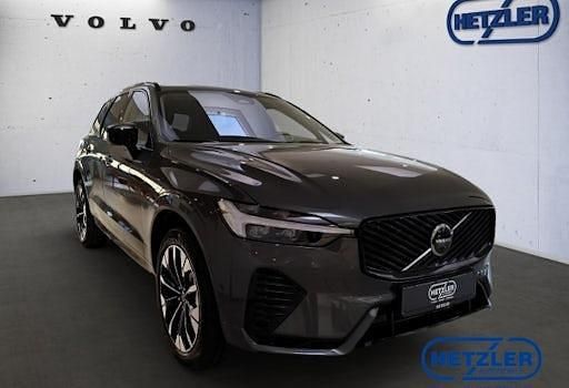 Neu Volvo XC60 Plus 250 PS (183 kW) 2026 Grün SUV