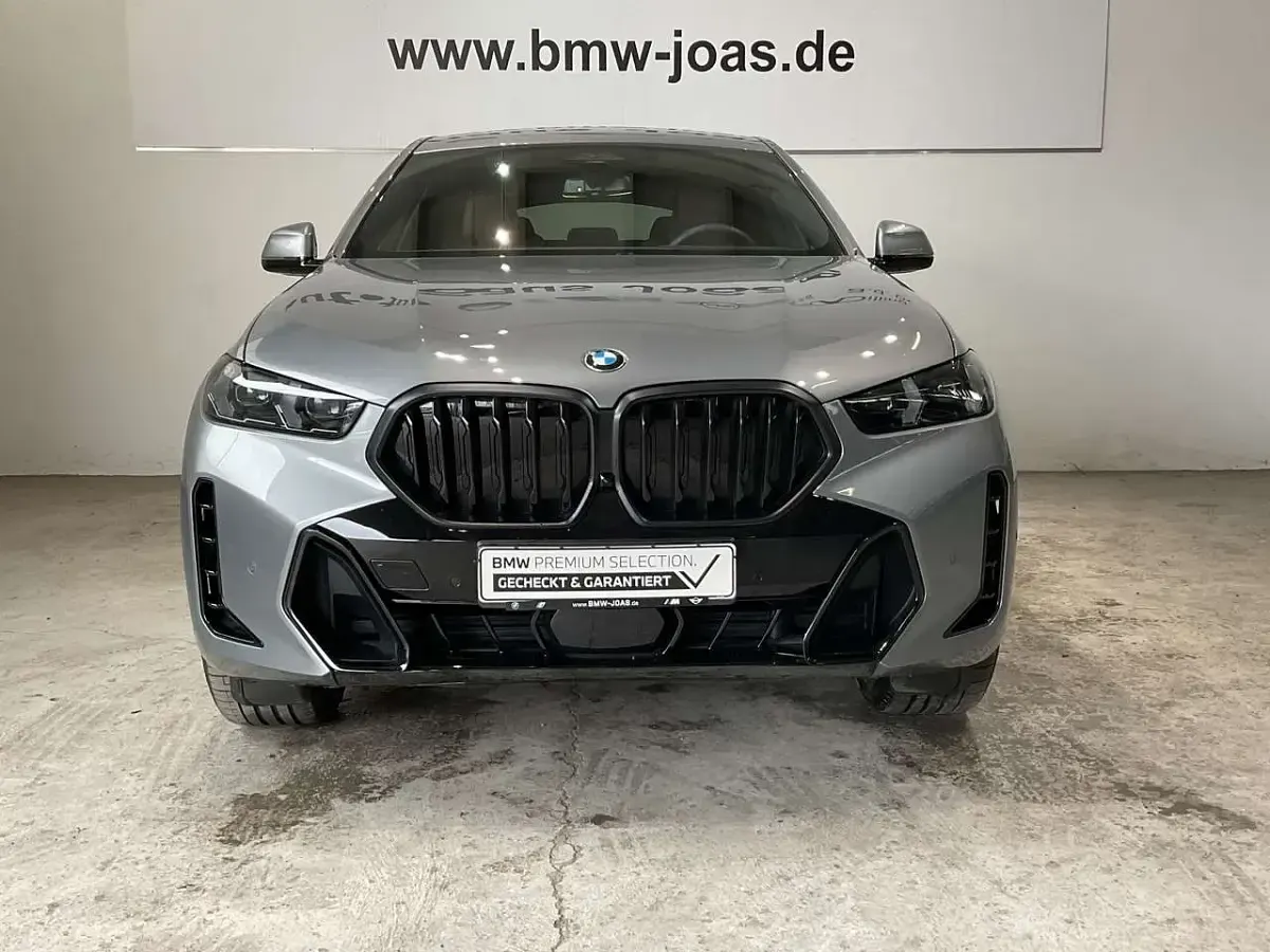 Gebraucht BMW X6 M Sport 340 PS (250 kW) 2025 Skyscraper grau SUV