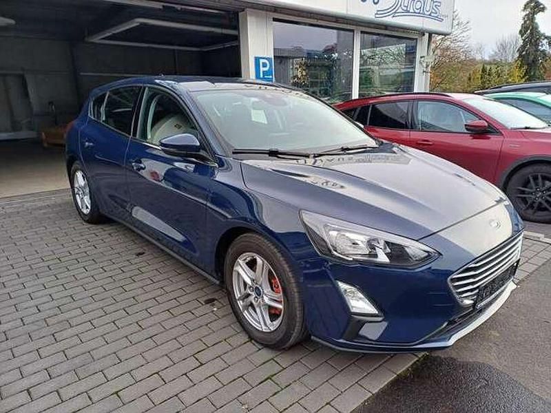 Gebraucht Ford Focus 125 PS (91 kW) 2019 Blazerblau Kleinwagen