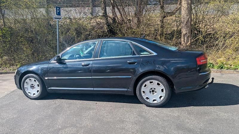 Second-hand Audi A8 233 CP (171 kW) 2004 Negru Berlinǎ