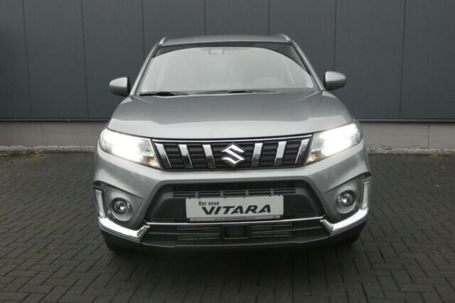 Gebraucht Suzuki Vitara 129 PS (94 kW) 2020 Schwarz metallic SUV