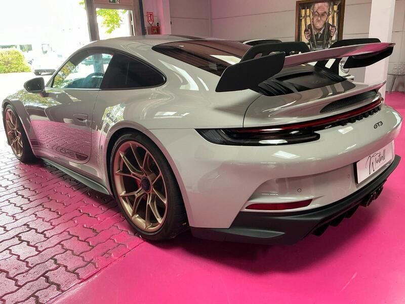 Grau Gebraucht 2022 Porsche 992 Coupé | 194.992 € - Bild 1/4