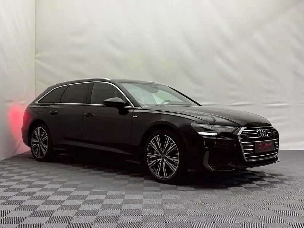 Second-hand Audi A6 S-Line 299 CP (219 kW) 2022 Negru Berlinǎ