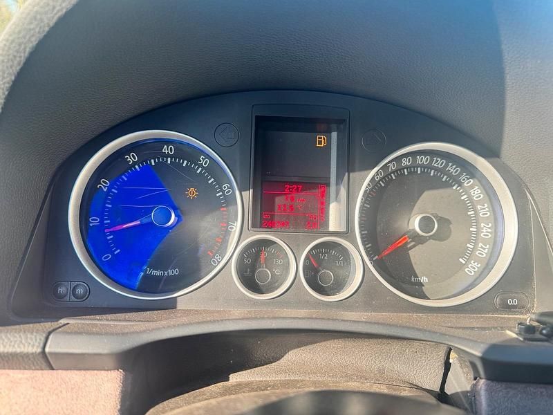 Gebraucht VW Golf GTI 200 PS (147 kW) 2007 Rot Coupé