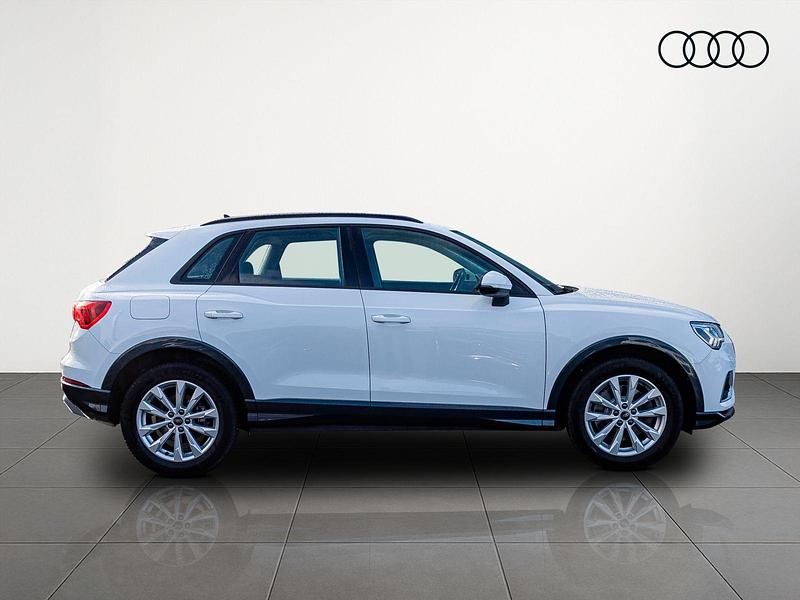 Second-hand Audi Q3 Advanced Plus 190 CP (139 kW) 2024 Alb SUV