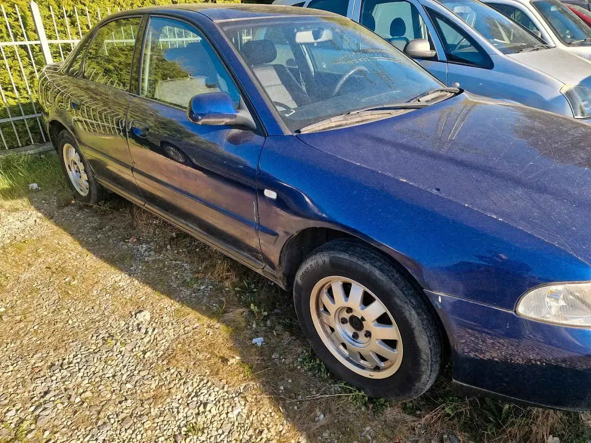 Gebraucht Audi A4 101 PS (74 kW) 1999 Blau Limousine