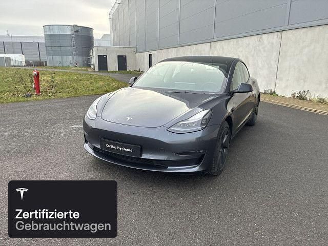Silber Gebraucht 2021 Tesla Model 3 Long Range AWD Limousine | 28.100 € (Etwas zu teuer) - Bild 1/4